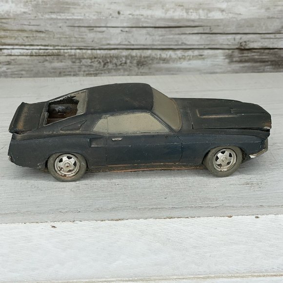 Rare Popular Imports 1969 Ford Mustang Barn Find Resin Sculpture Gray 7” - Picture 1 of 7